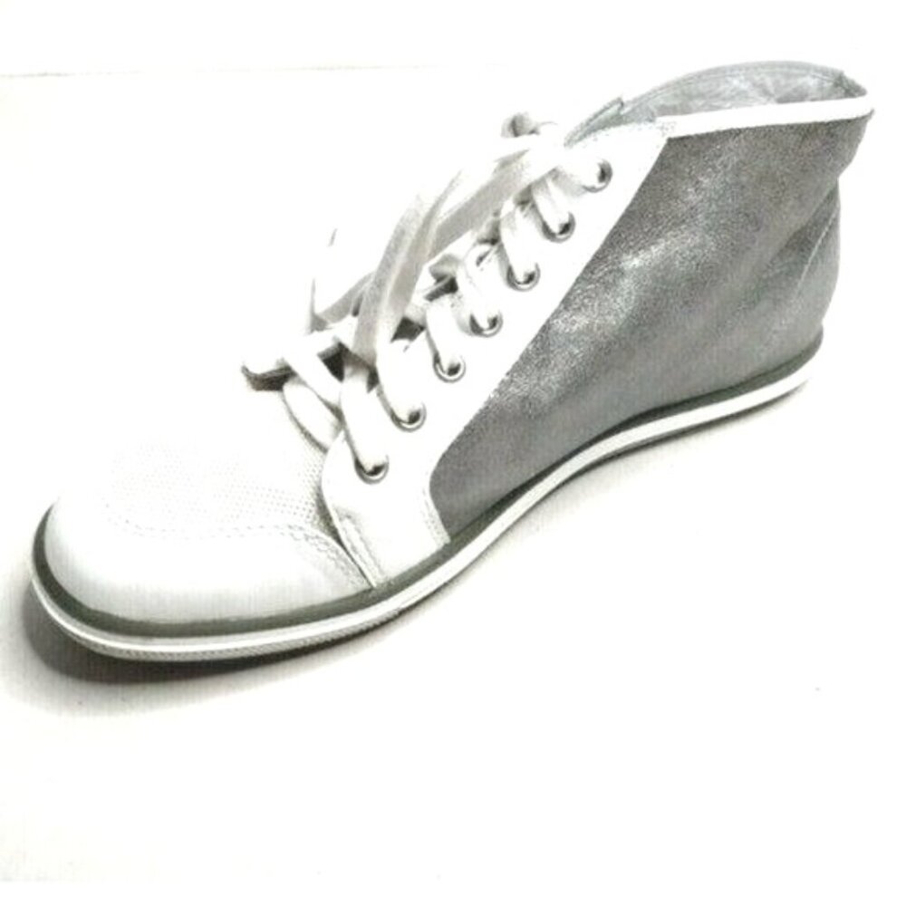 Elie Tahari High Top Sneakers 8 Silver Metallic White Leather - Picture 3 of 11